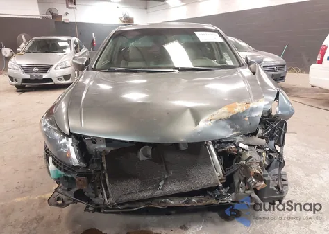 2008 Honda Accord 2.4 Ex-L z USA, uszkodzony, nr VIN 1HGCP26858A130820